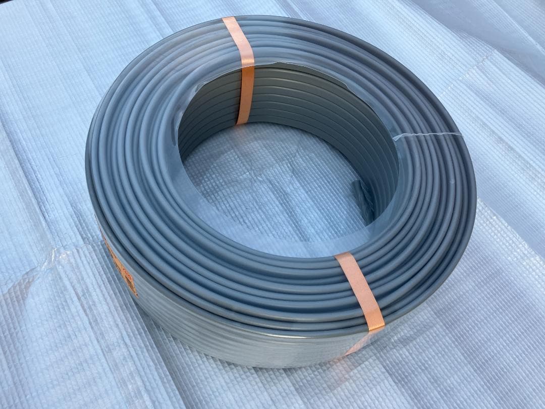 富士電線工業㈱　VVF2.0mm-3C(VVF3×2.0)灰　赤白黒　1巻①