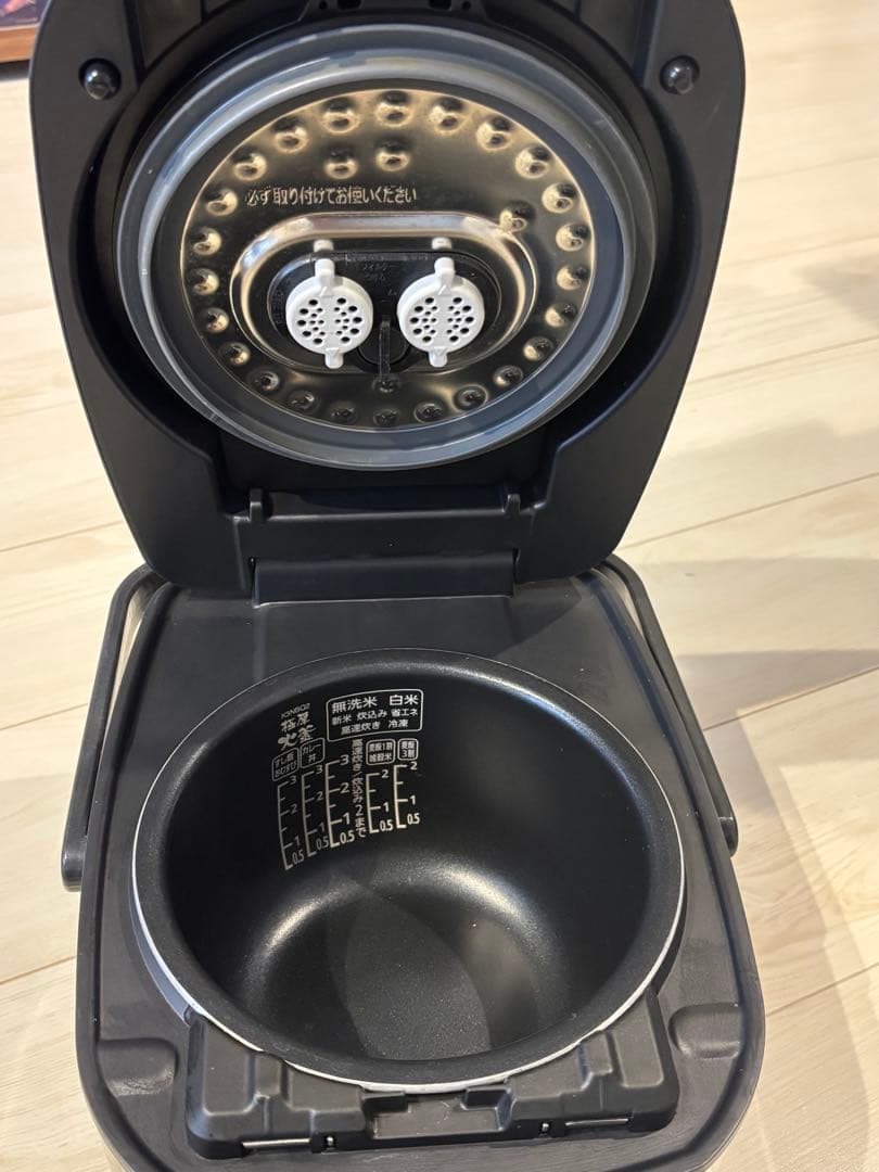 【美品】アイリスオーヤマ　RC-PDA30-B 銘柄炊き　圧力　IHジャー炊飯器