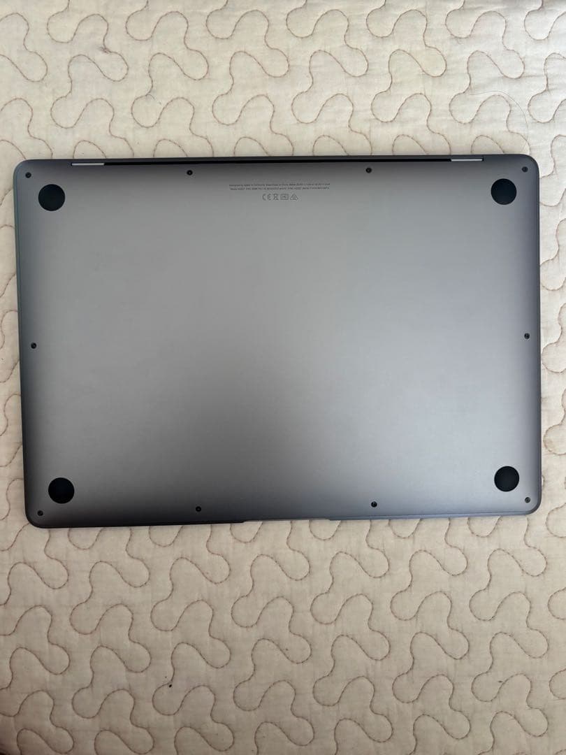 MacBook Air 13インチ M1 8GB/256GB 美品