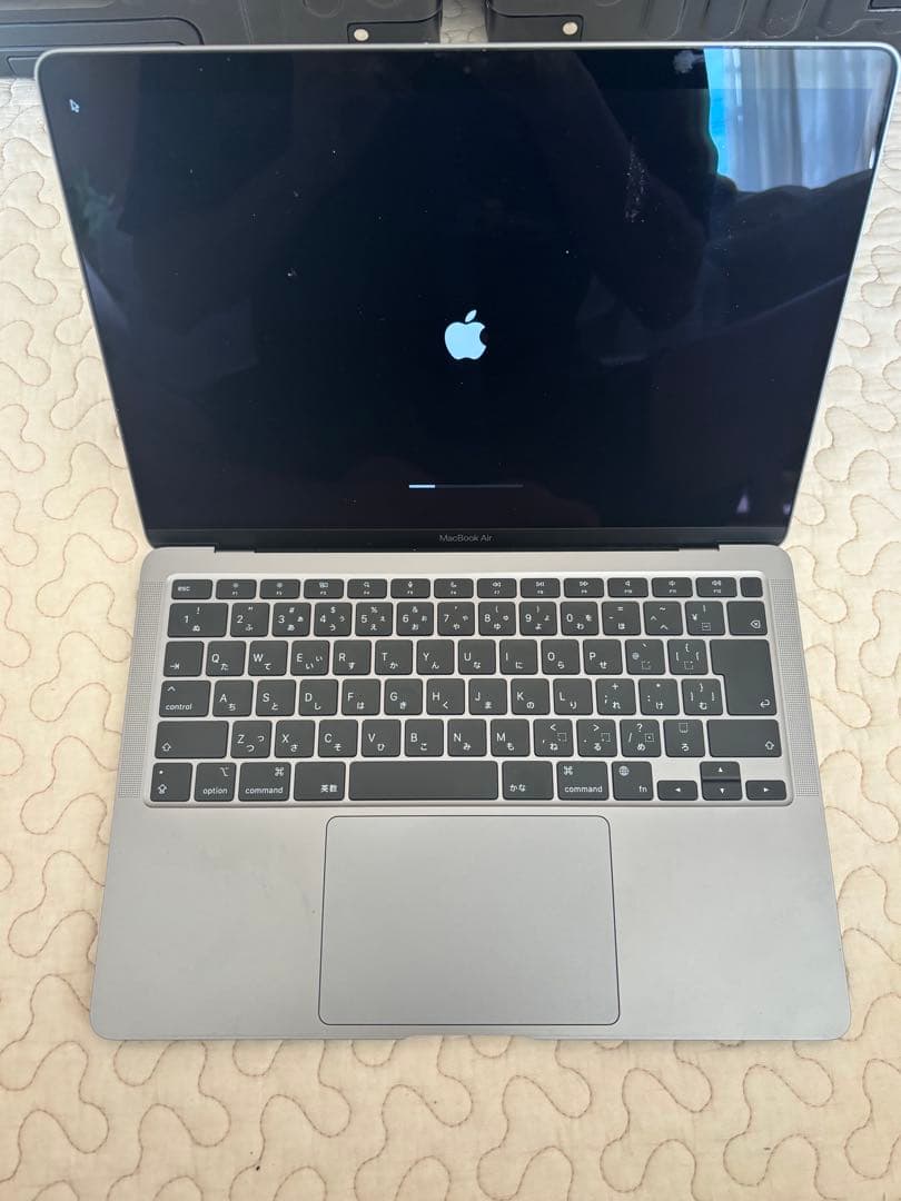 MacBook Air 13インチ M1 8GB/256GB 美品