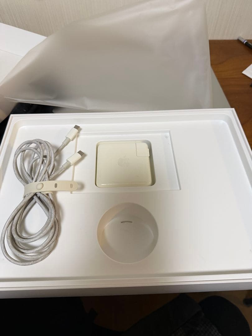 MacBook Pro 2019 13インチ　初期化済み　動作確認済み