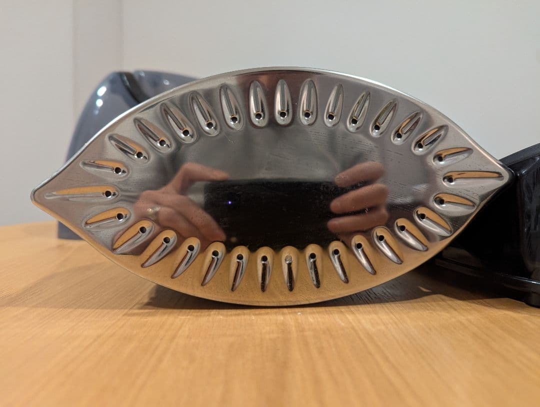 2025年製 パナソニック アイロン NI-WL709-K カームブラック