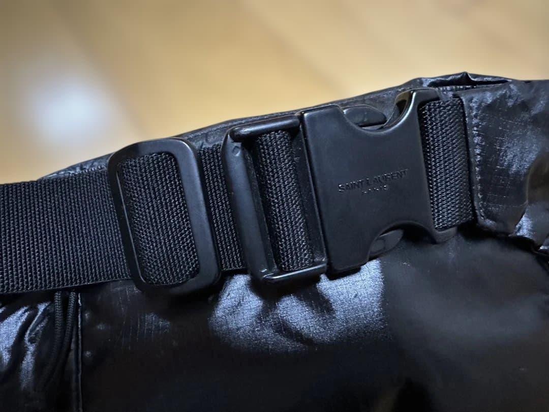 サンローラン　ボディバック