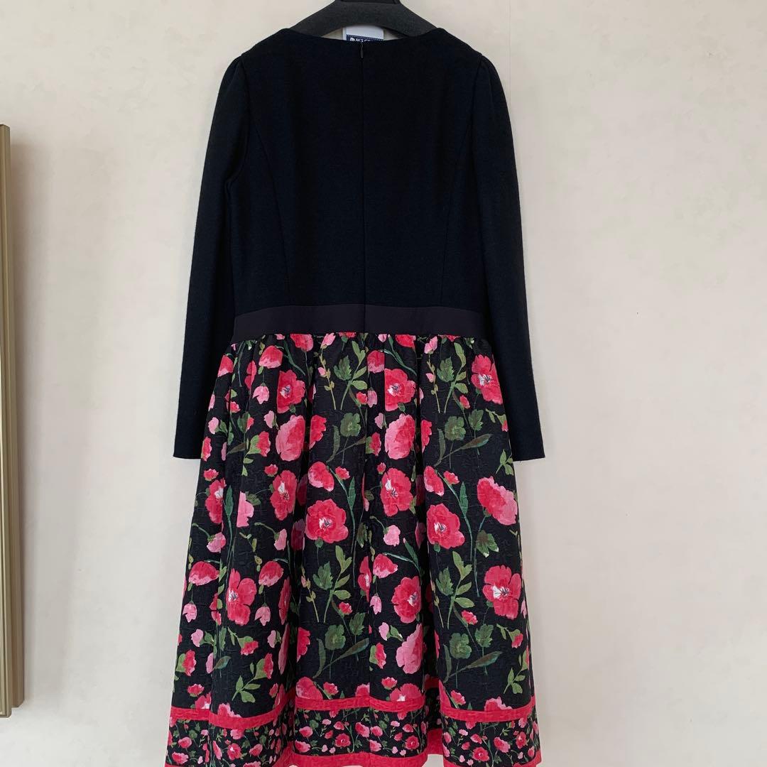 エムズグレイシー　ニットジャージフラワープリントワンピース