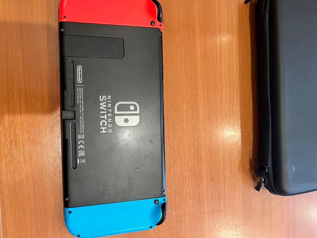 美品　Nintendo Switch 青/赤 ジョイコン付き