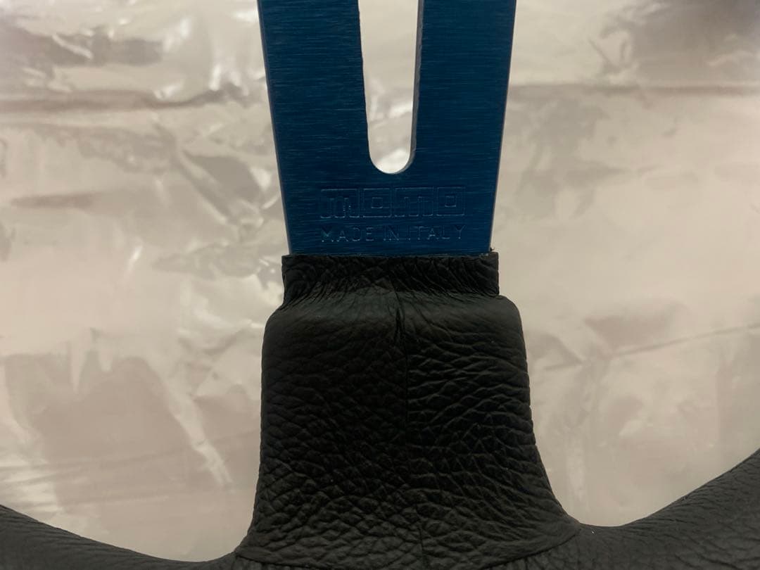 momo ステアリング MOD.08 35パイ BK M-59