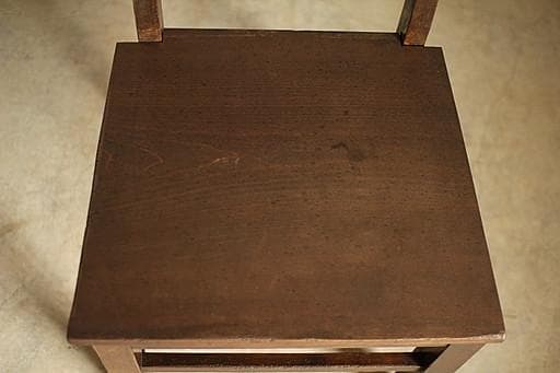 古く味のある木製の椅子　チェア　古道具　古家具