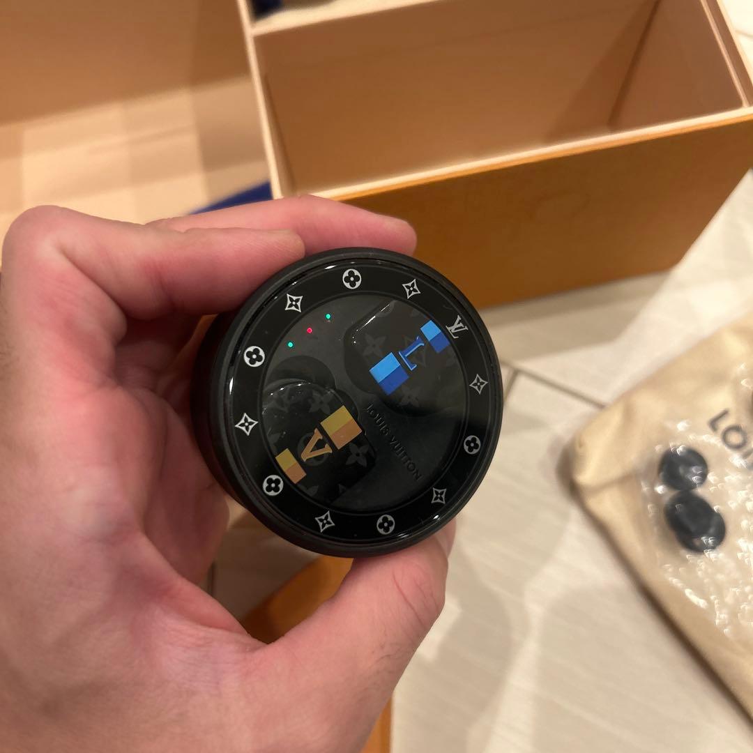 【美品】LOUIS VUITTON Horizon イヤホン 付属品付き