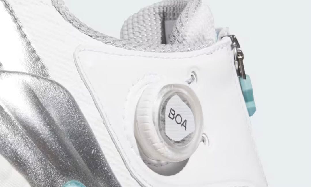 新品アディダスコードカオス25ボアNKZ95 JQ7753 レディース　24cm