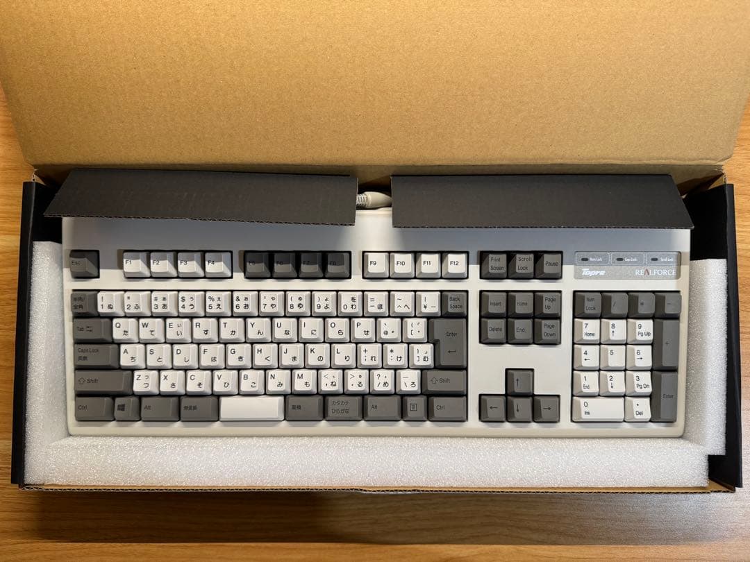 東プレ Realforce 108P-S 静音キーボード