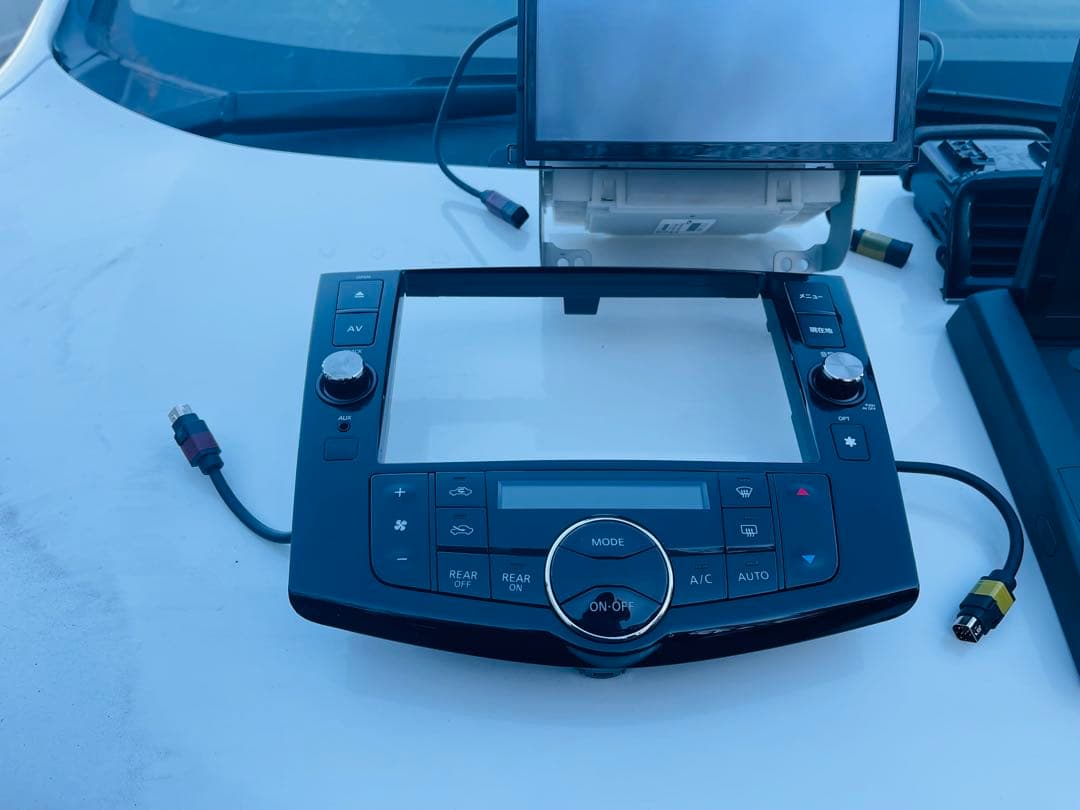 Alpine Bluetoothユニット モニター付き 8インチ