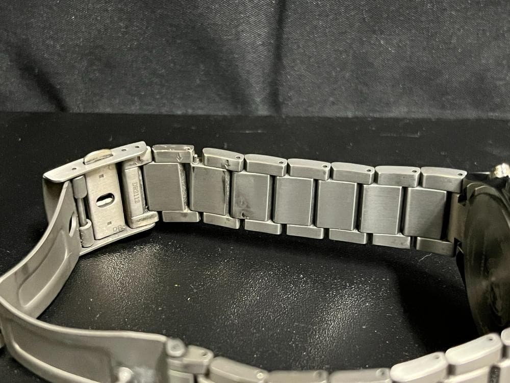 ◆CITIZEN シチズン アテッサ 電波ソーラー 腕時計　08170