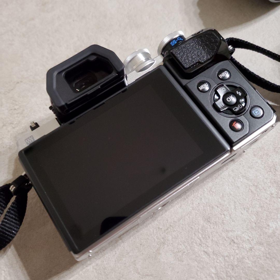 【超美品】OLYMPUS OM-D E-M10 MarkIII レンズキット付属