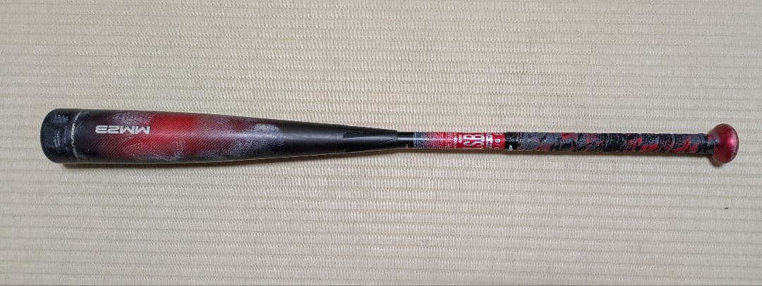 MM23 軟式バット 黒/赤　一般用　84cm
