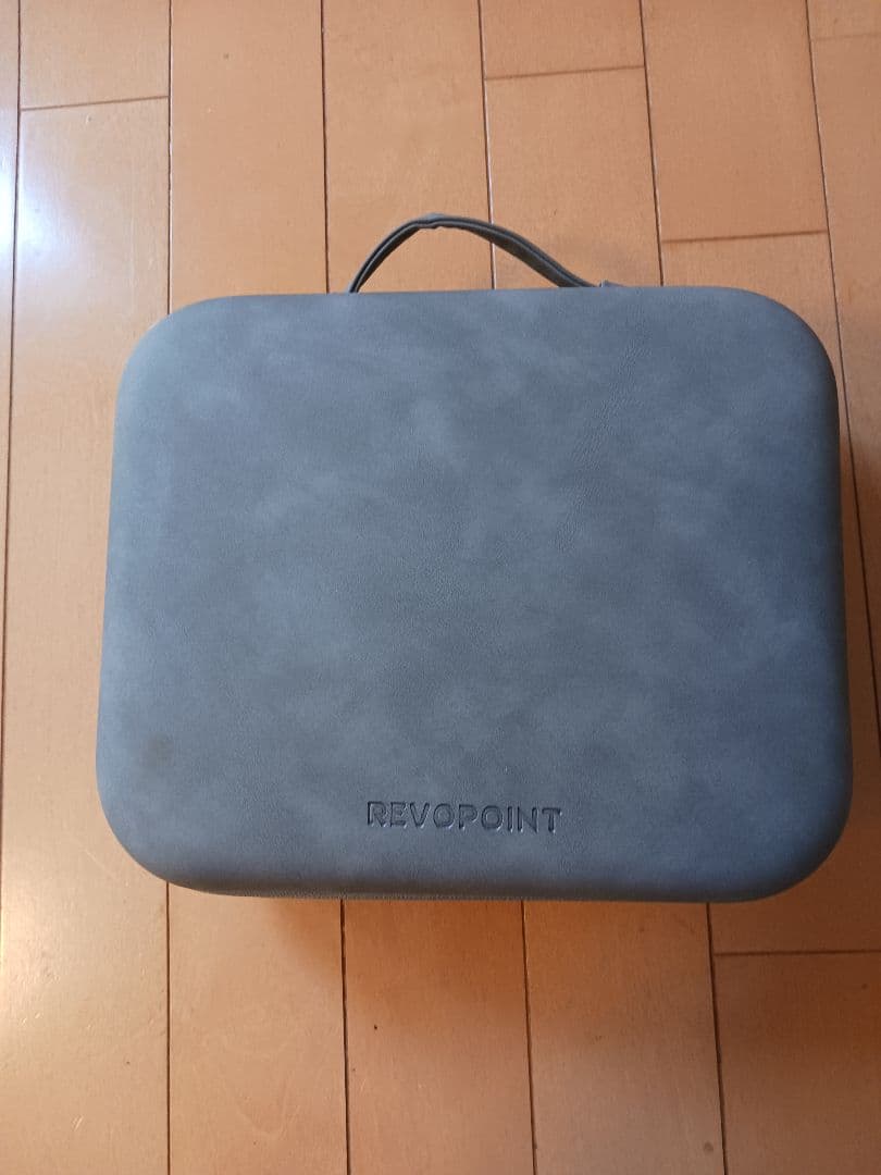 REVOPoint POP3 3Dレーザスキャナー 本体と付属品