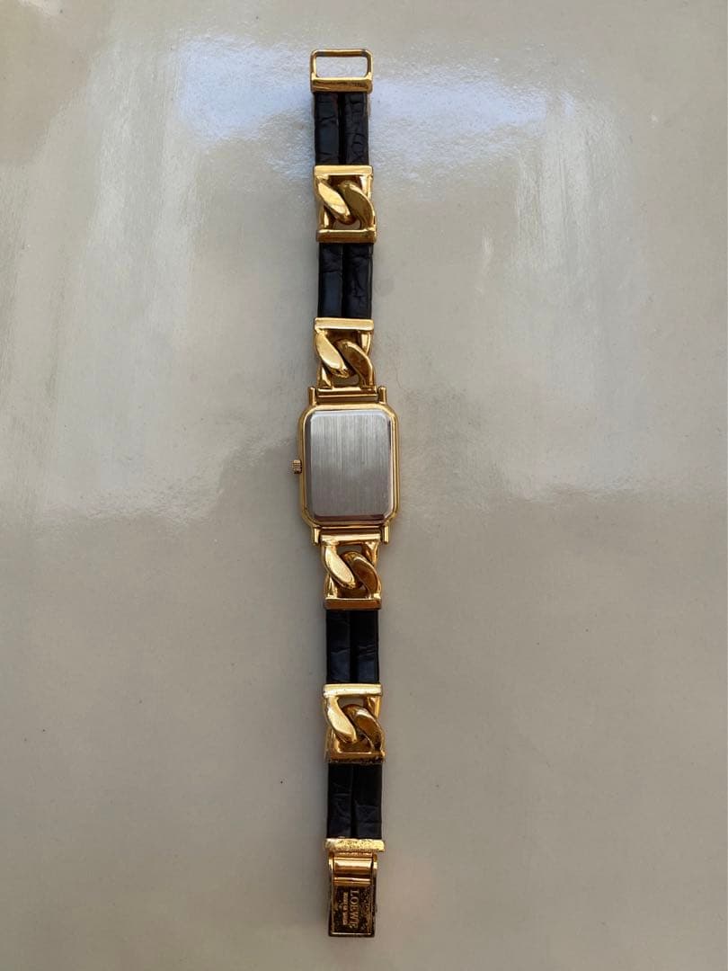 難あり（要修理）LOEWE 腕時計 美品 レディースクォーツ