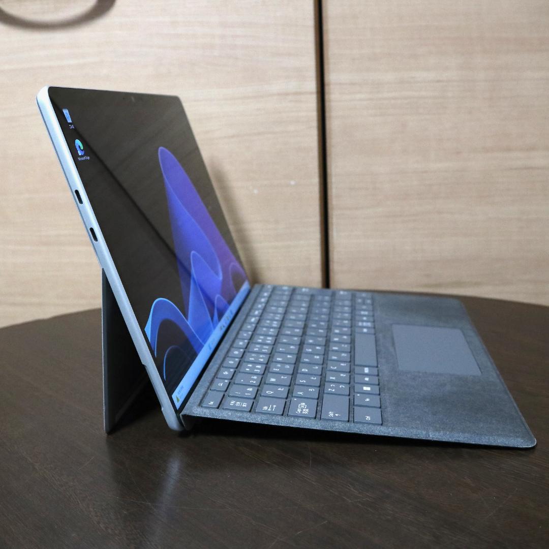 ★Surface Pro9（i5 1235U/8GB/256GB）キーとペンも★