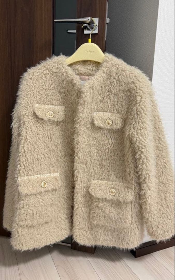 ジャケット・アウター  Faux Fur Coat powder beige