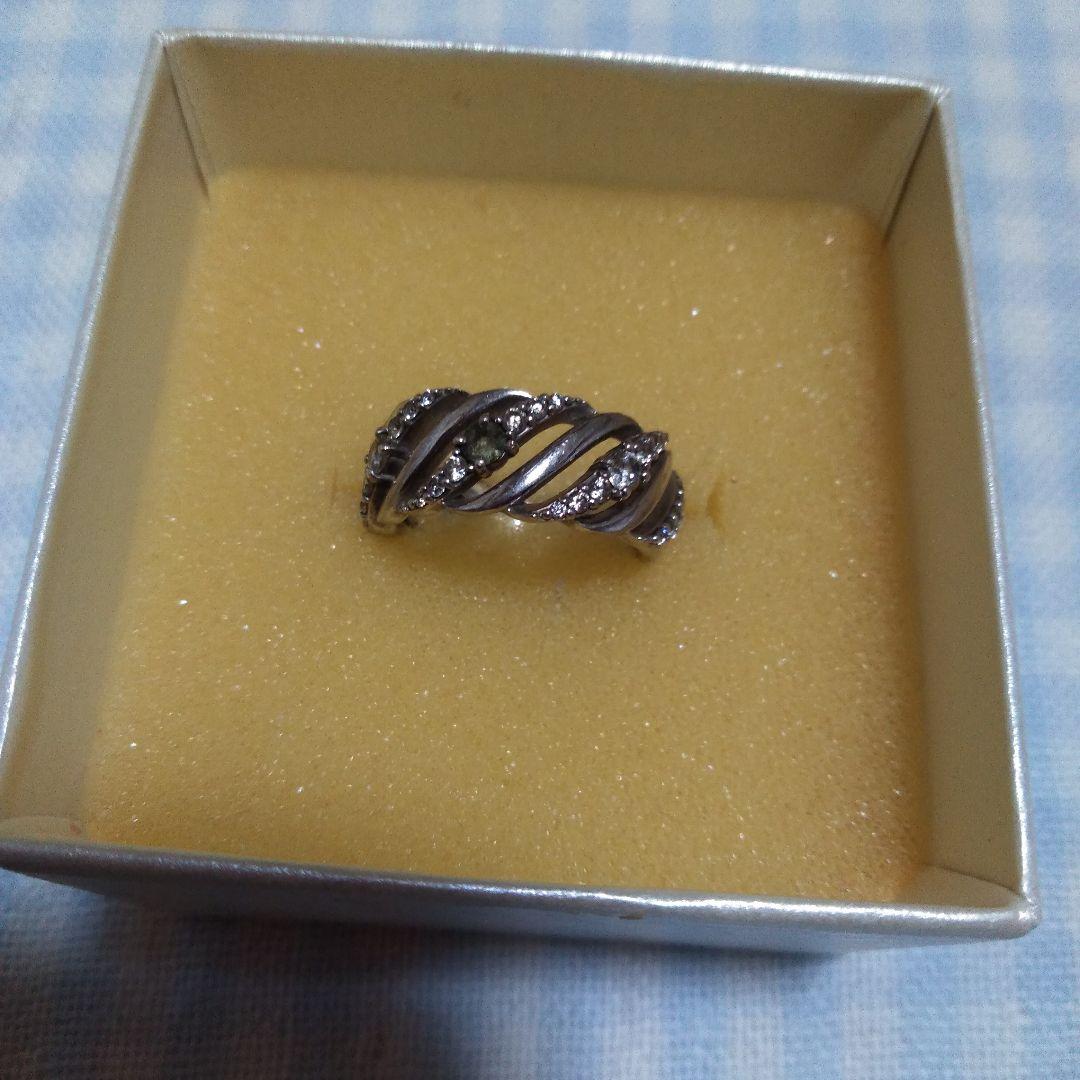 エステール　ゴージャスリング　プラチナシルバーPS