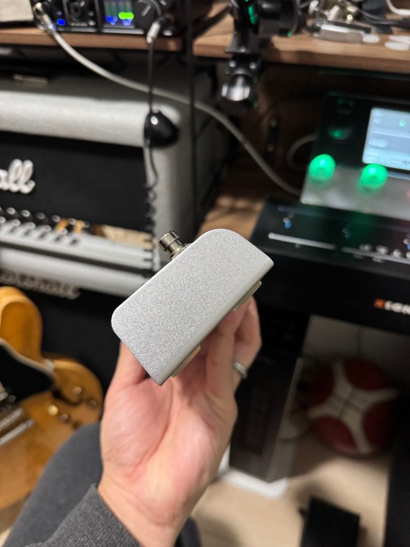 XSONIC ( エックスソニック )AIRSTEP MIDIコントローラー