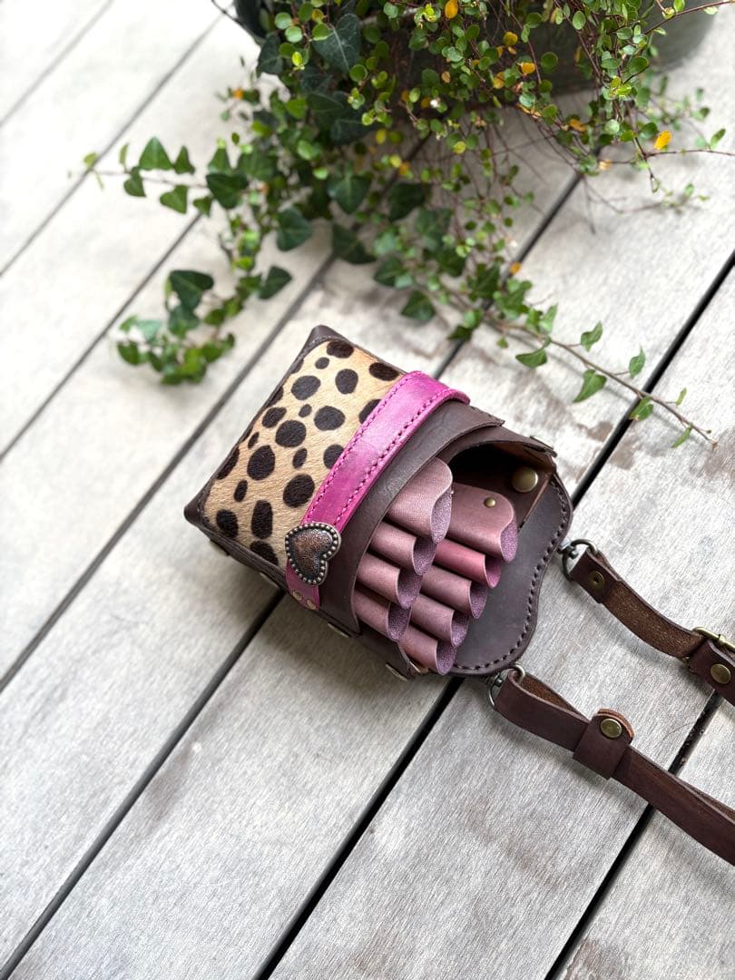 手染めチョコ、ハラコダルメシアンの大容量シザーケース