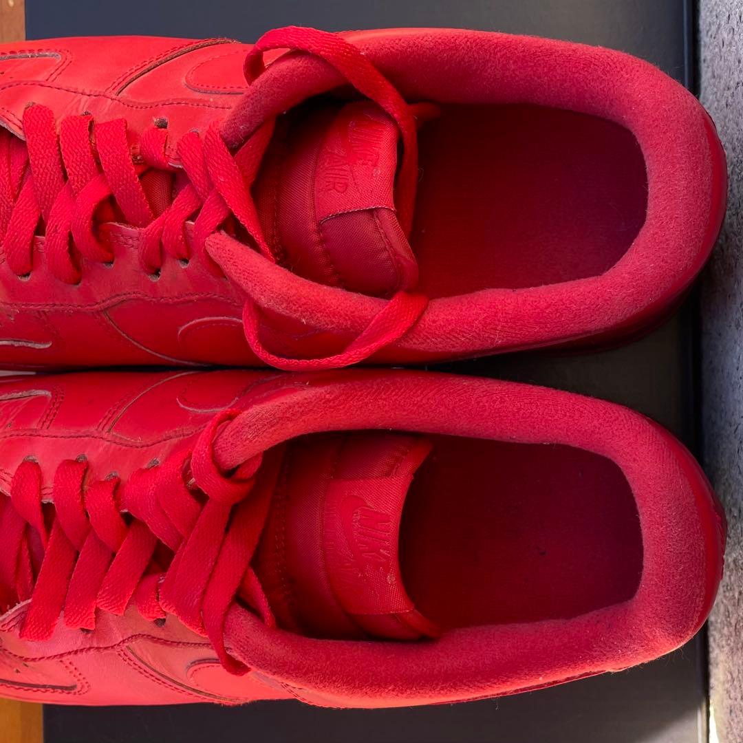 【極希少】Nike Air Force 1 Low \"Triple Red\"