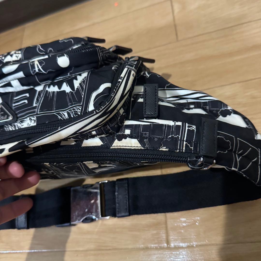 PRADA 2VL132 ボディバッグ・ウエストポーチ グラフィック