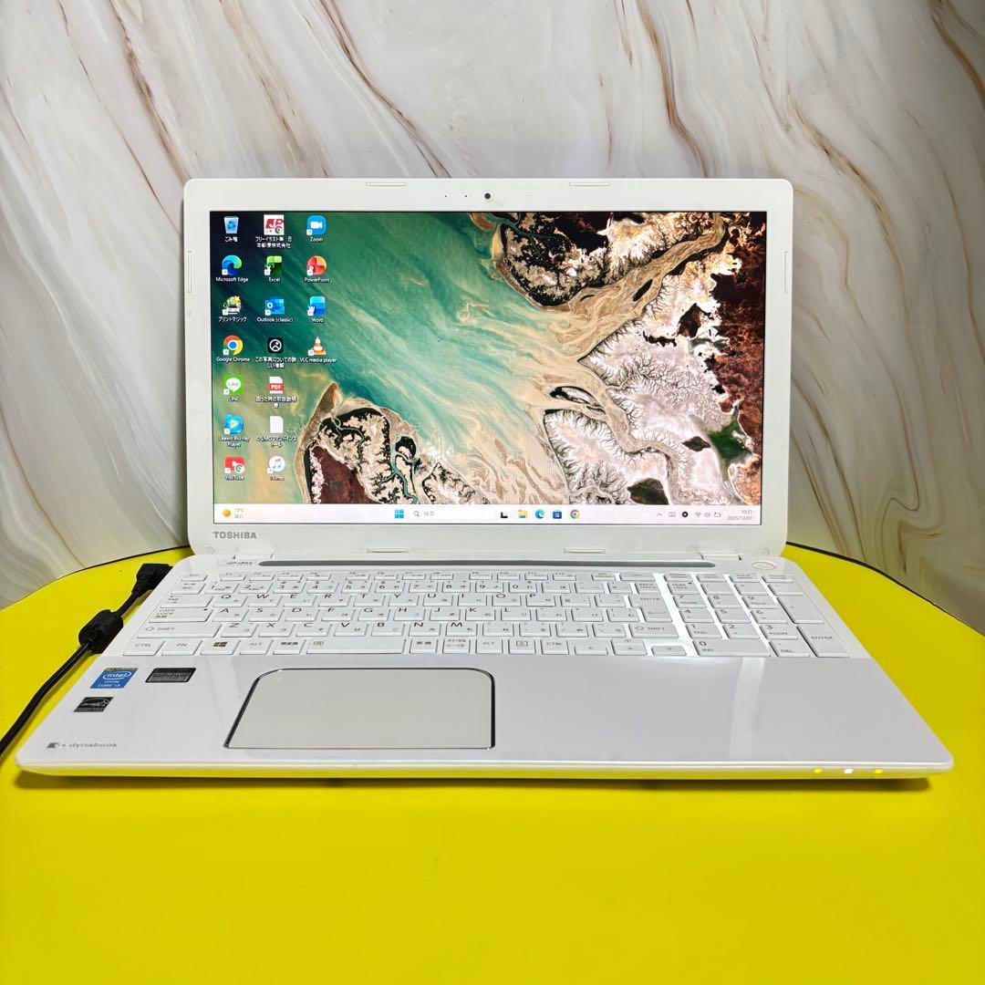 美品✨新品SSDで爆速✨ windows11 ノートパソコン✨オフィス 薄型
