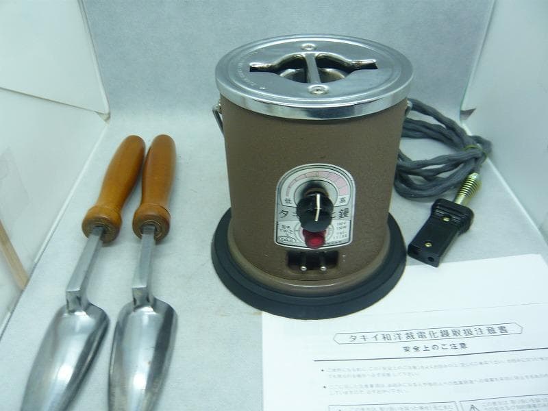 美品　タキイ　和裁電化鏝　和裁こて　和裁コテ　タキイ製　鏝２本付