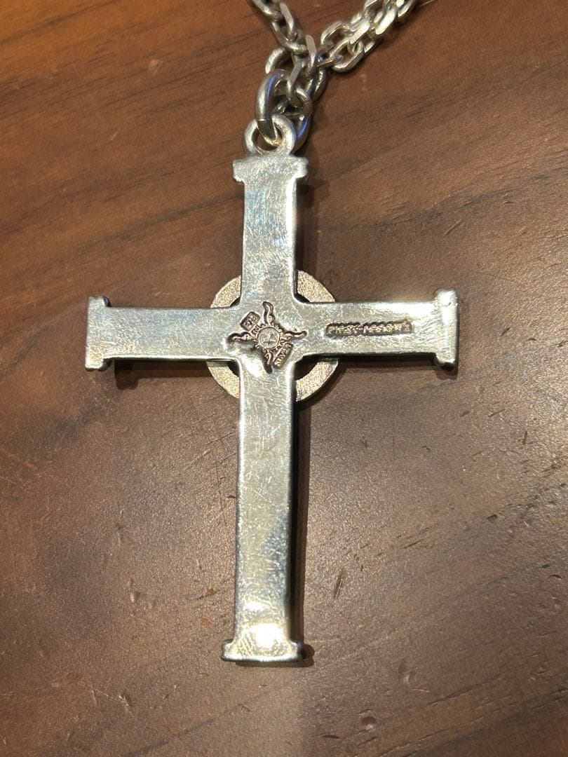 ファーストアローズ　クロスペンダント　ネックレス　k18