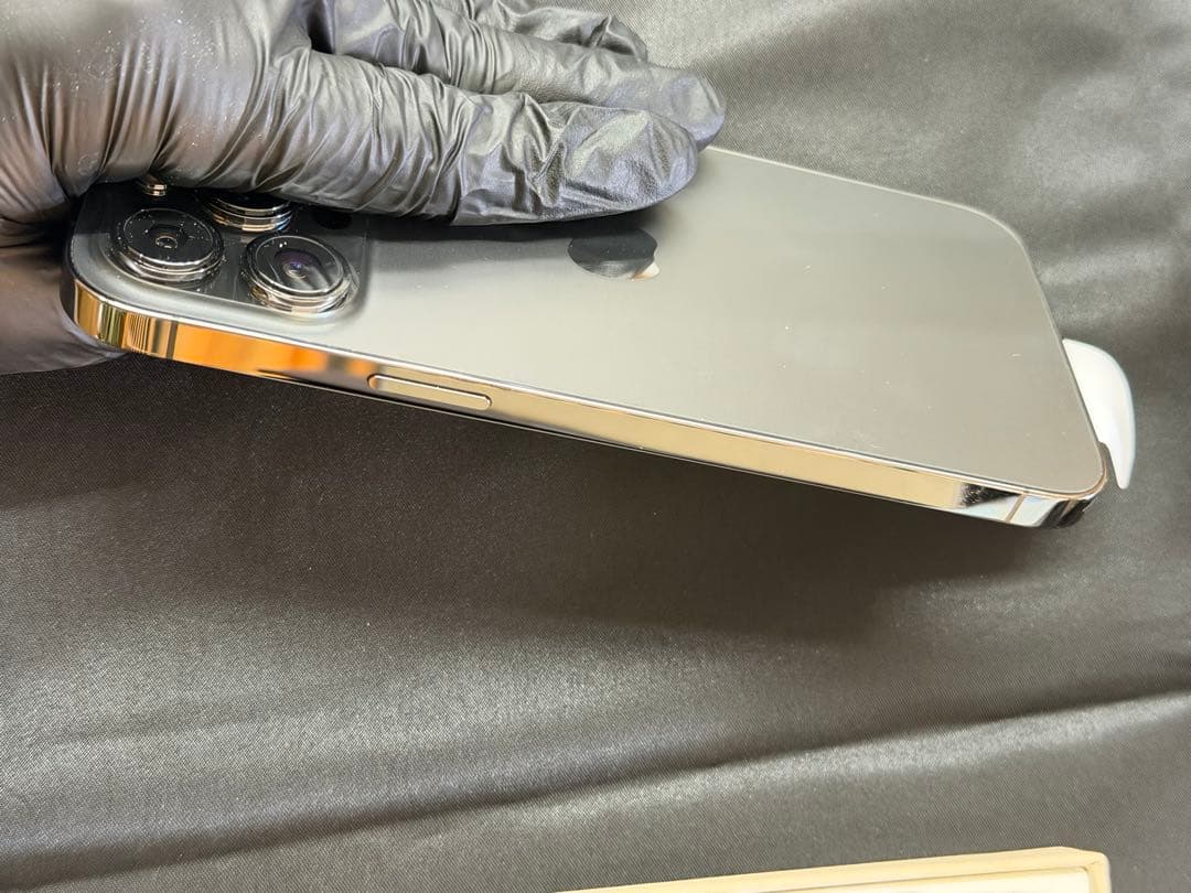 妖狐様　iphone13proMax 256GB SIMフリー　バッテリー新品