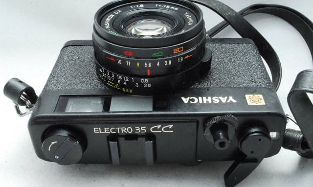 ☆★YASHICAカメラ★☆ヤシカ ELECTRO35 CC  ブラックケース付