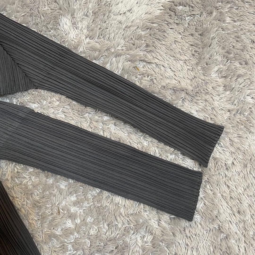 イッセイミヤケ PLEATS PLEASE 　チャコールグレー　日本製　3