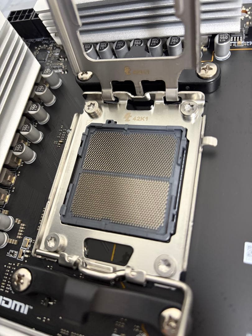 マザーボード MSI X670E GAMING PLUS WIFI