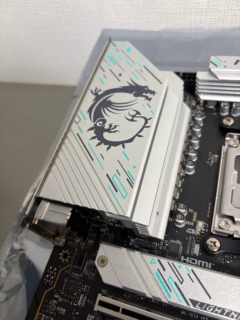 マザーボード MSI X670E GAMING PLUS WIFI