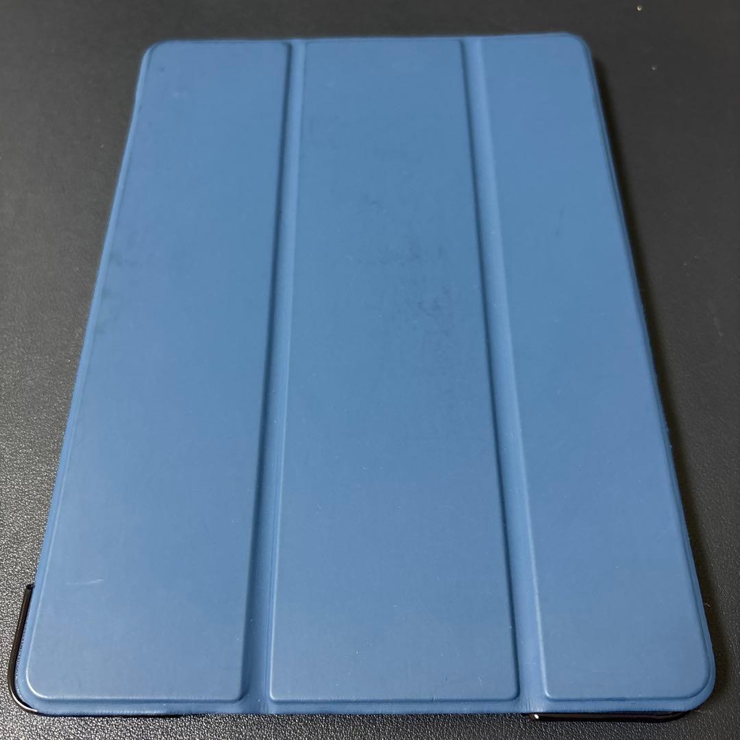 iPad（第6世代） シルバー 32GB Wi-Fiモデル　タブレットケース