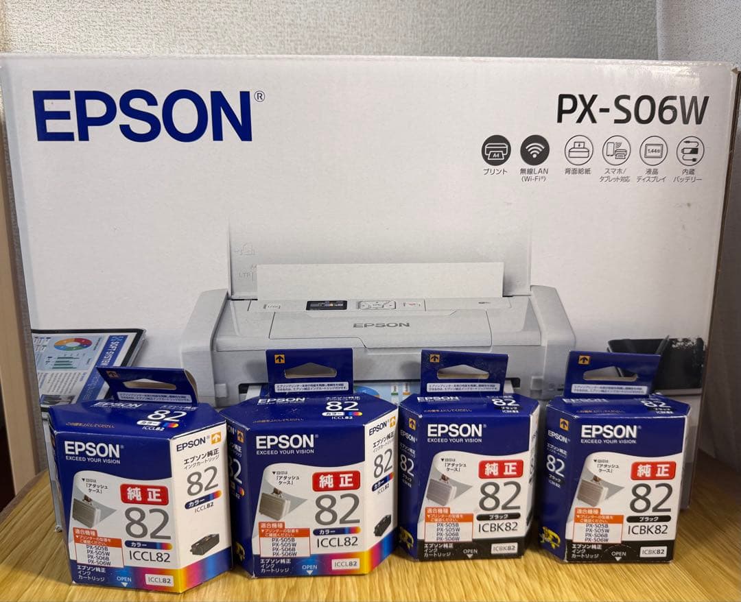 エプソン モバイルプリンター　カラーインクジェット PX-S06W