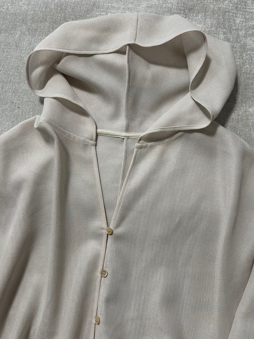 【新品】NOBLE⭐︎ 今季完売　ブリーズメッシュショートフードブラウス