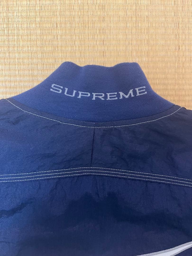 ニ*ケ様 supreme×ナイキのコラボジャケット