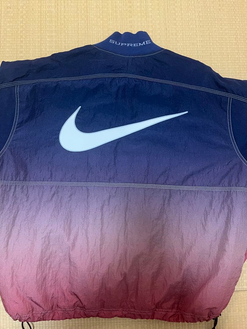 ニ*ケ様 supreme×ナイキのコラボジャケット