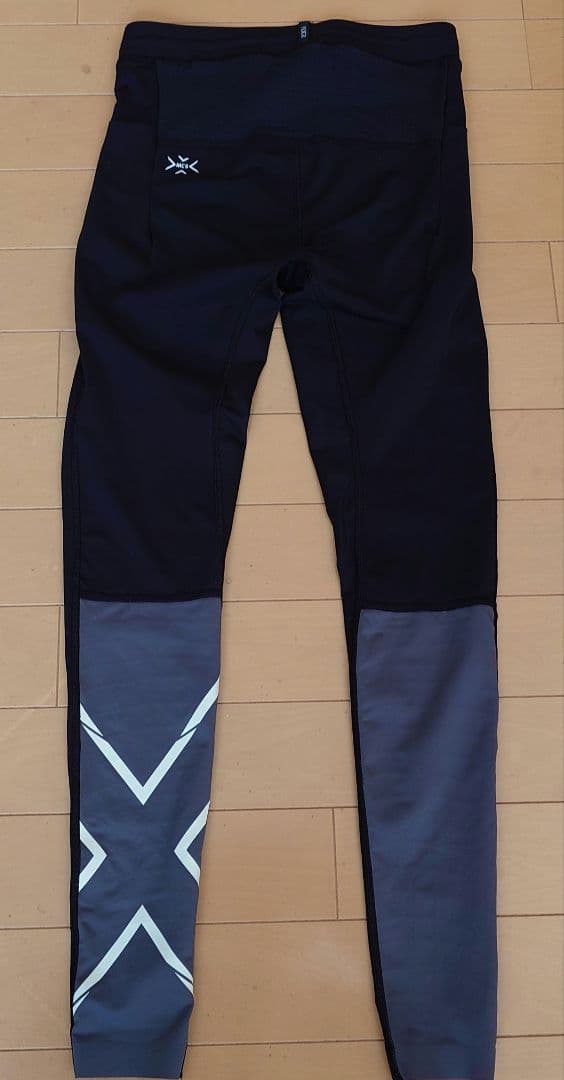 ライトスピード　リアクト　コンプレッションタイツ　2XU S　サイズXS