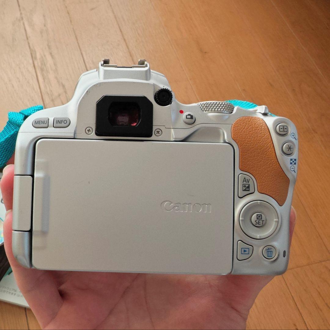 デジタルカメラ canon eos kiss x90