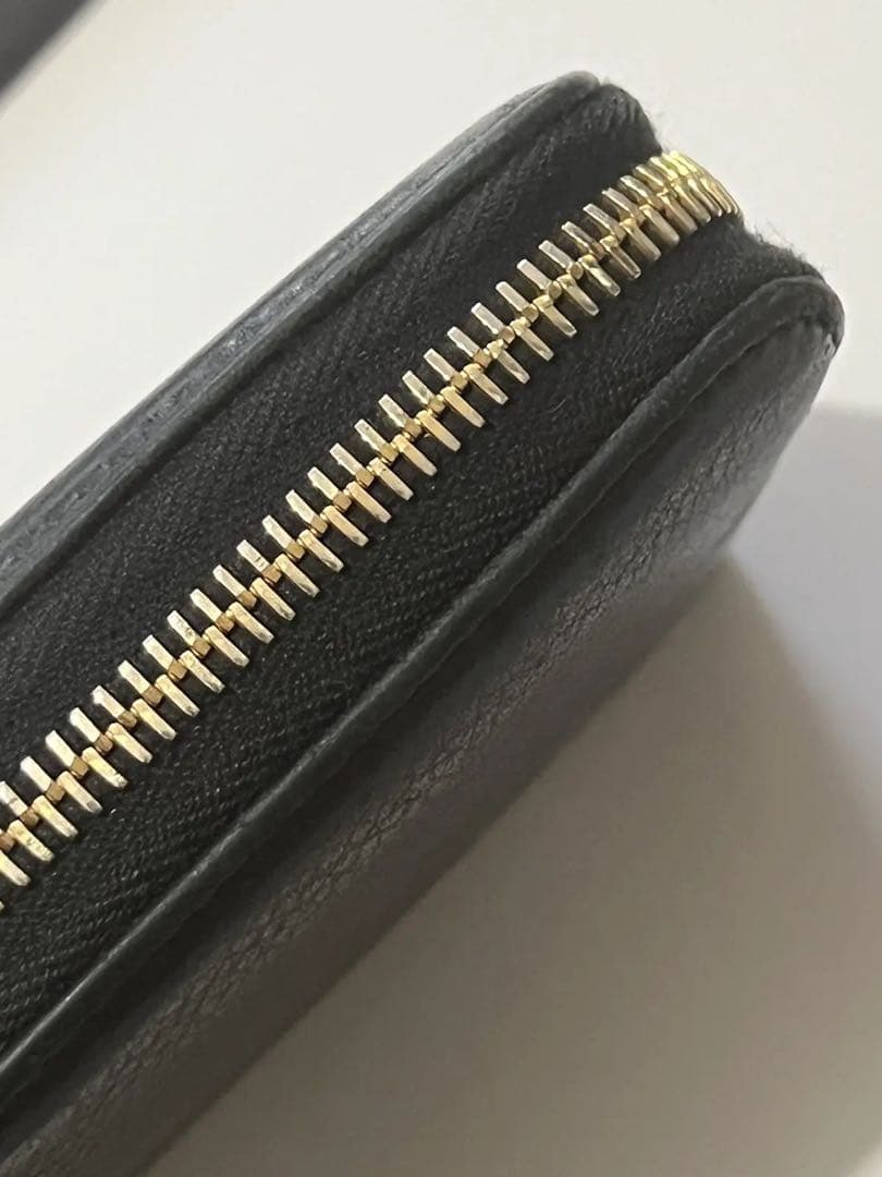 プラダ PRADA サフィアーノレザー ジップアラウンド ギャランティ