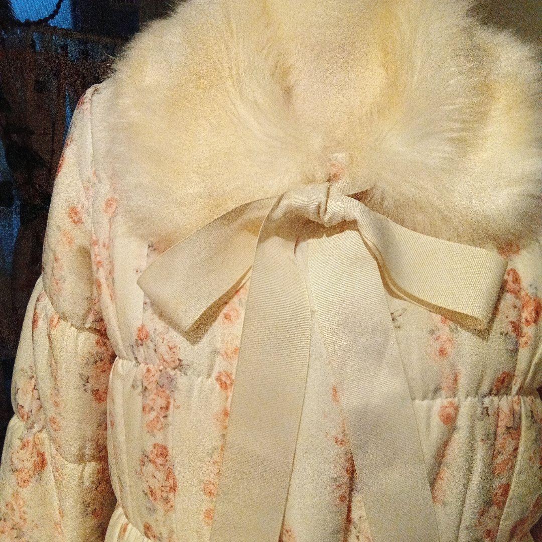 リズリサLIZLISAバラ柄Aラインダウンコート