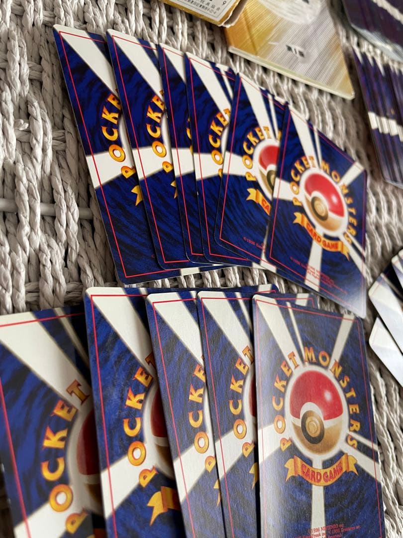 箱・説明書付 ポケモンカード 旧裏 neo 第1弾 スターター キラあり 当時物