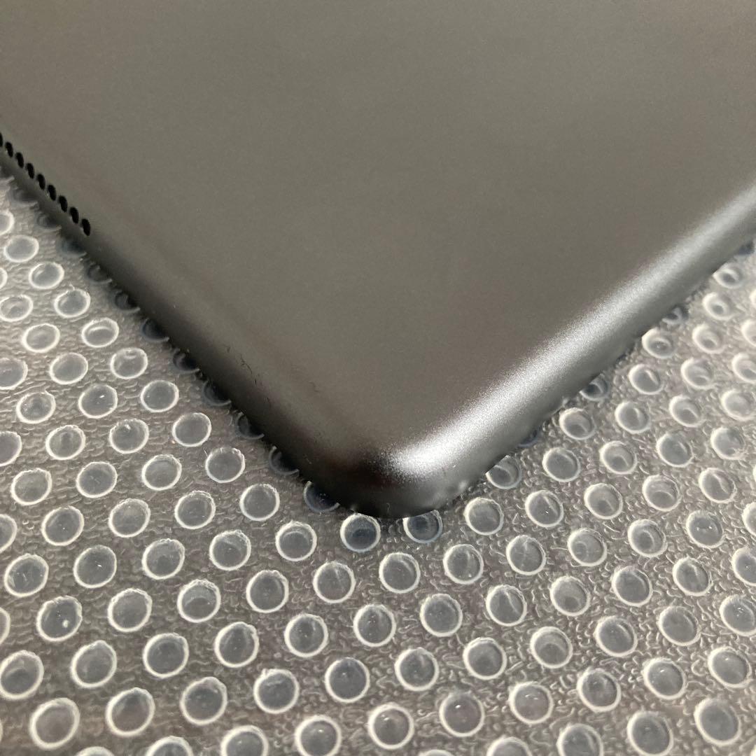3368【早い者勝ち】iPad7 第7世代 32GB WIFIモデル☆