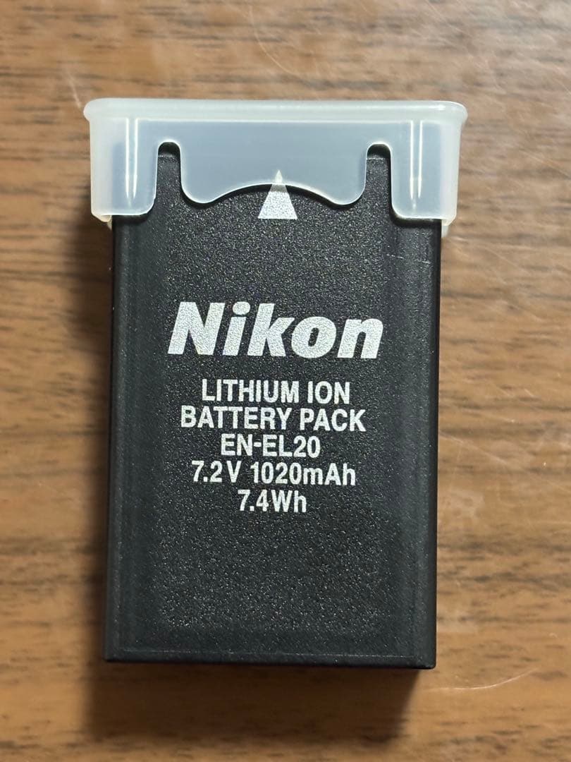 ミラーレス一眼 Nikon1 J3 標準ズームレンズ　ジャンク品