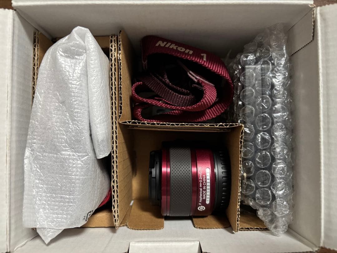 ミラーレス一眼 Nikon1 J3 標準ズームレンズ　ジャンク品