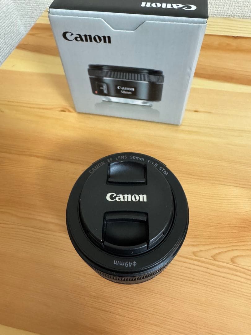 Canon EF50mm F1.8 STM 純正フード付
