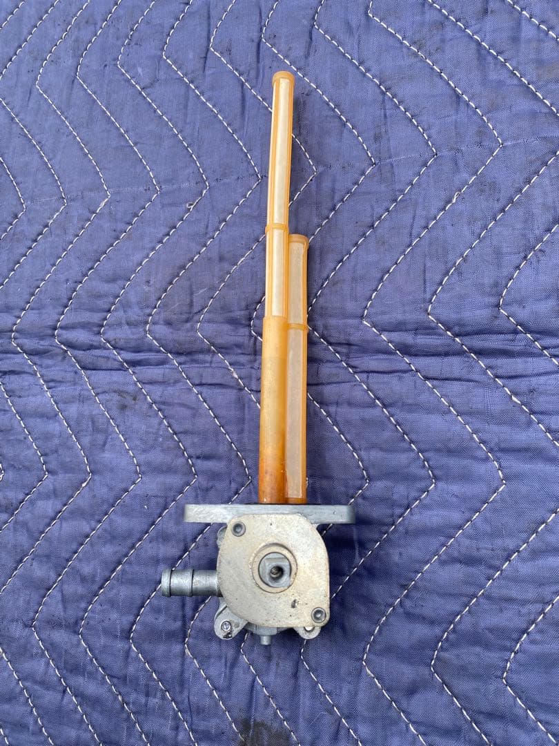 HONDA VFR 400 スパーダ 燃料コック